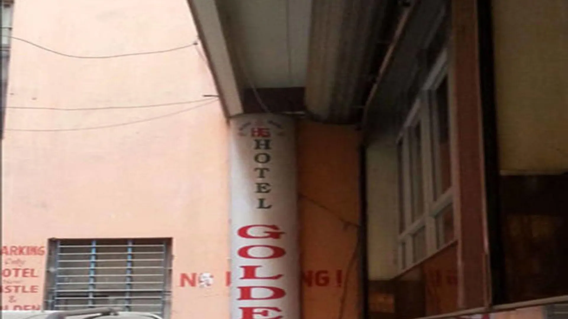 Hotel Golden location